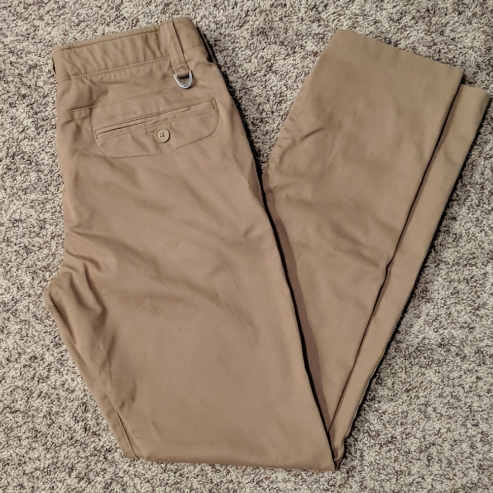 Under Armour Dark Tan Khakis size 30/34